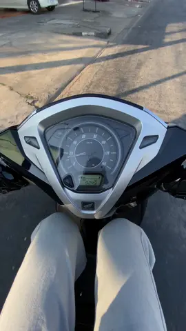 เดียวมาถ่ายเต็มๆวันหลัง😍  #หลีดดิว่ะ #lead125 #คุณชาญชล #เปิดการมองเห็น #ฟีดดดシ 