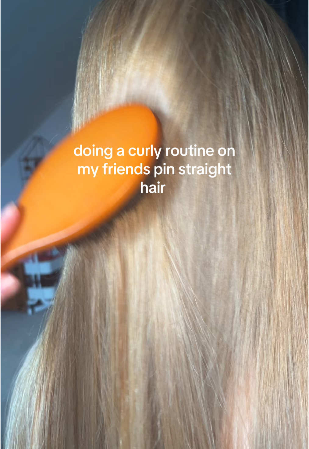 curly hair routine on straight hair🙏 #curlyhair #curls #curlybybeth #real #routine #hair #hairtok #products #fingercurling #wavy 