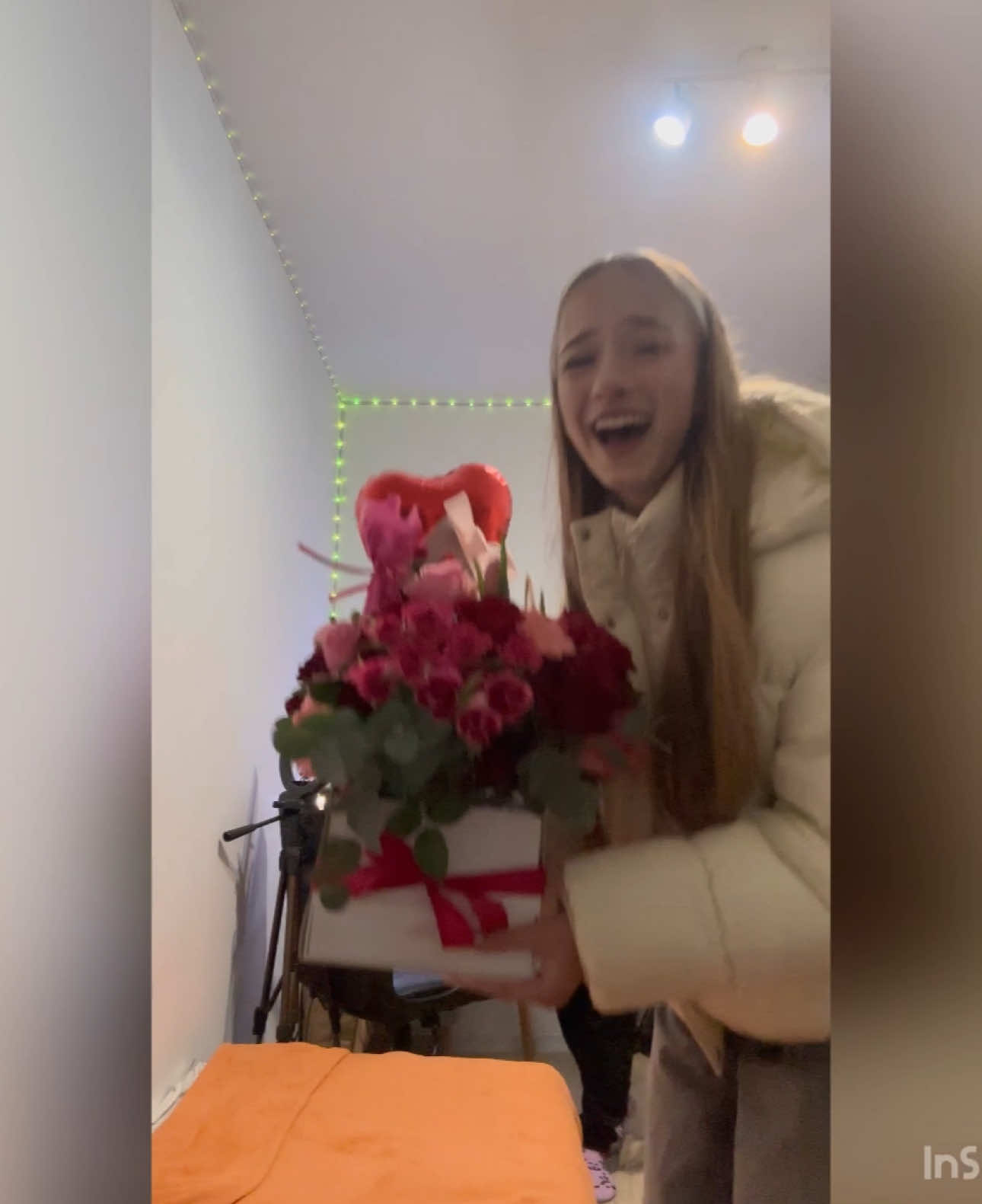 Дуже гарні квіти ,неймовірні букети від неймовірної людини 🌼🌹🌸@☆ @:))) 