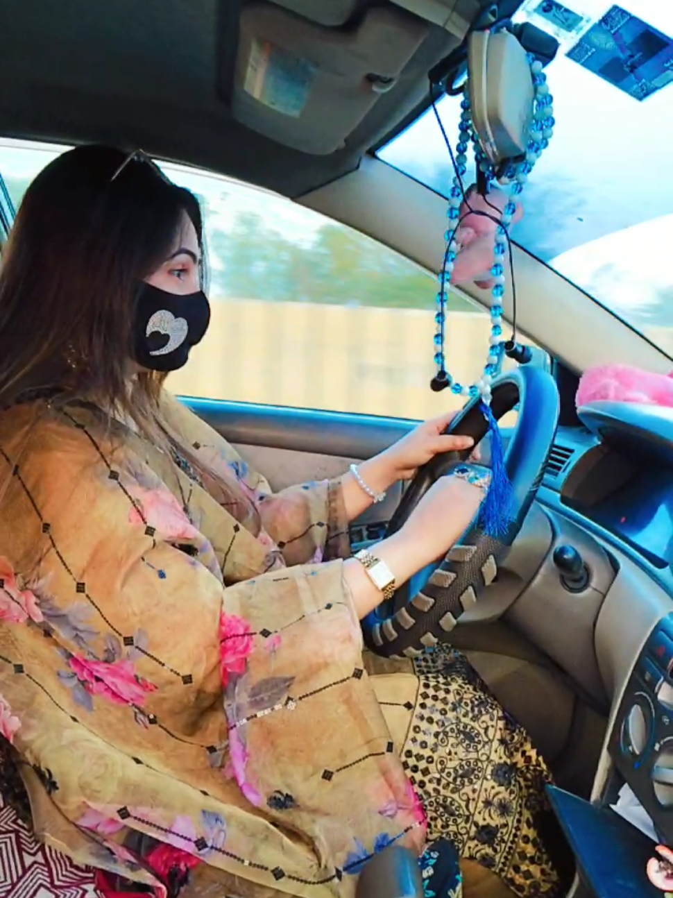 যখনি ভাবি আমি তোমার কথা তুল পার হয়ে উঠে..😔🙂#viral #foryou #foryoupage #fyp #sad #oyshiymirza #unfreezemyaccount 