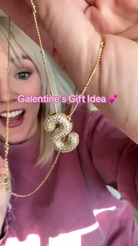 Adding more sparkles to 2025 ✨💕😊 #galentinesday #ValentinesDay #valentinesgifts #valentinesdaypresent #valentinesdaygifts #initial #bubblenecklace #balloonnecklace 