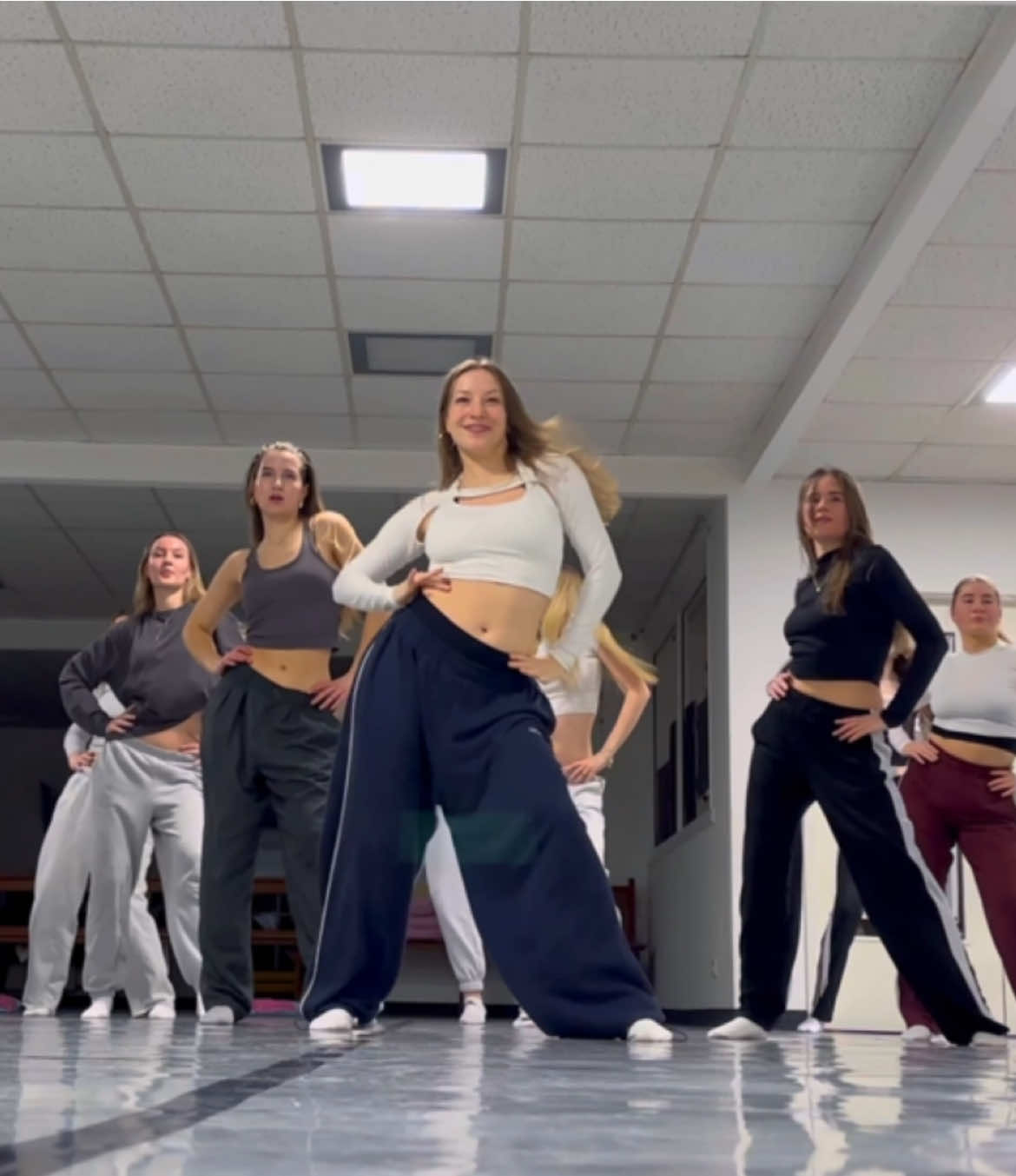 My beginnerclass 😍❤️ #newchoreo#dc#dance#dancing#dancingschool#fy#fyp 