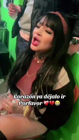 Las que estamos en el proceso de dejar ir y yo sabemos cómo duele esta canción 🥺❤️‍🩹