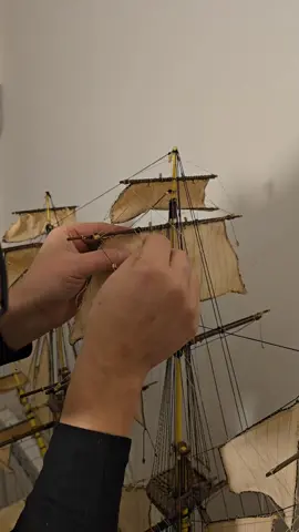 Navio de línea EL MONTAÑES  Navio de guerra de la Armada Española de 74 cañones #scalamodels #scala #miniaturas #miniatures #naval #parati #foryou #maquetas #naviosehistorias #ship #barco #modelismo #trending #typ #yourpage #fyp #viral #viralvideo #viraltiktok #modelismonaval #modelismo#galeon #modelismoymaquetas #maquetasdebarcos #tiktok #naviosdelinea 