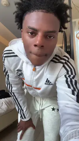 Speed ​​Dancing 🤩 Thanks for the video @IShowSpeed #parati #Viral #fyp #jesusmusic_oficial 