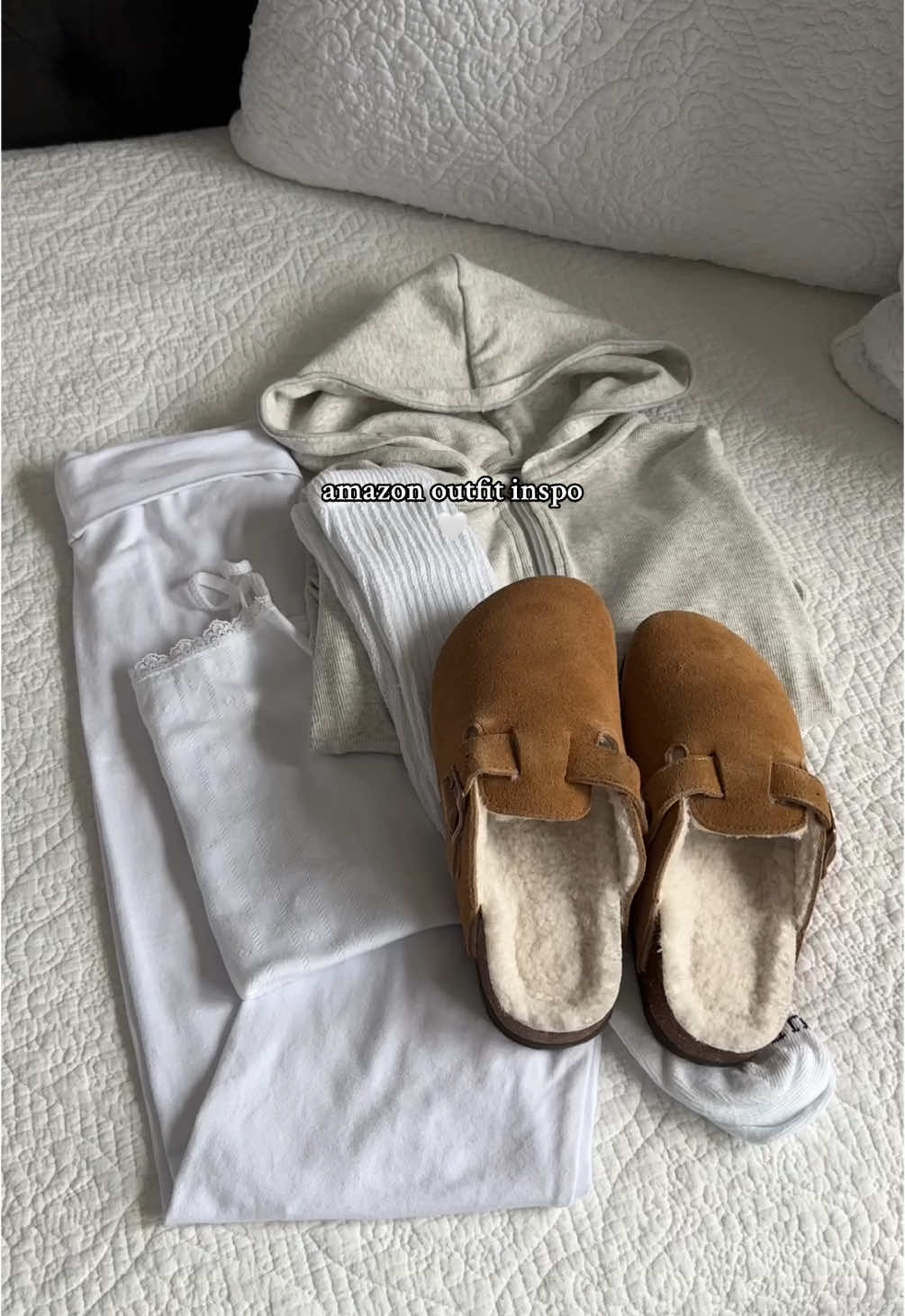 Clean girl inspired 🫧 everything 🔗 in my amazon storefront 🤍 #amazonoutfits #amazonoutfit #amazonoutfitinspo #cleangirl #cleangirloutfit #amazonfashion #amazonfashionfinds #amazonfinds 