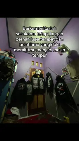 Komunitas hanya perantara untuk mempererat tali persaudaraan selebihnya tetep pakem🥰 #psht #pshtpusatmadiun #pshtindonesia22 #psht1922🐜 