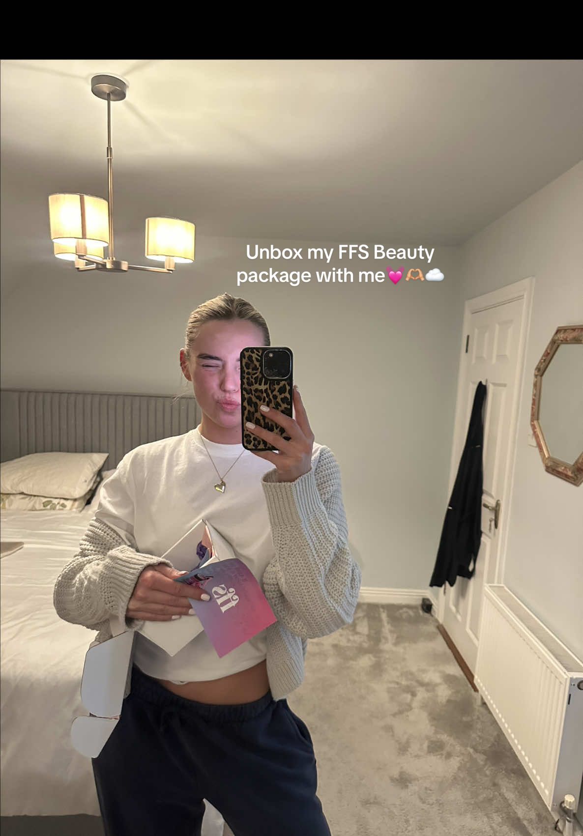 Can’t beat a fresh shower, shave and this sweet berry whipped butter from @FFS Beauty Ireland ☁️💓🫶🏼@thecollectiveagency #ffsbeauty#beauty#tiktokshop#tiktokmademebuyit#shower#metime#fresh#foryoupage#fyp