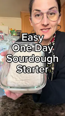 *edit: throw in trash not drain* IG/YT: foodmoodthoughts - easy sourdough starter in just one day, if you’re like me and can’t wait for 7! It’s kind of like buying the baby plants from Home Depot rather than growing them from seeds. Both work :) Recipe from blogger: breads and sweets 3/4 c ap flour 1/4 c wheat flour 1/2 c + 2 tbsp lukewarm water 1/4-1/2tsp yeast 24 hrs **feed by taking out 1/2 c starter and adding 1/2c water and 1 c flour. #easysourdoughstarter #sourdoughstartertutorial #cheatersourdough #beginnersourdoughstarter 