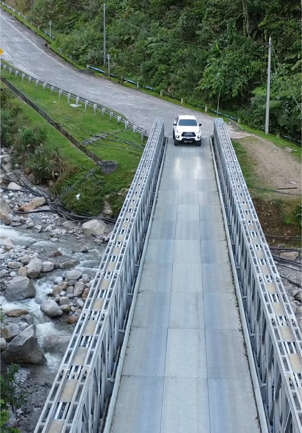 Gunung gunung ⛰️ #kundasang #mountkinabalu #gunungkinabalu #toyotagr #toyota 