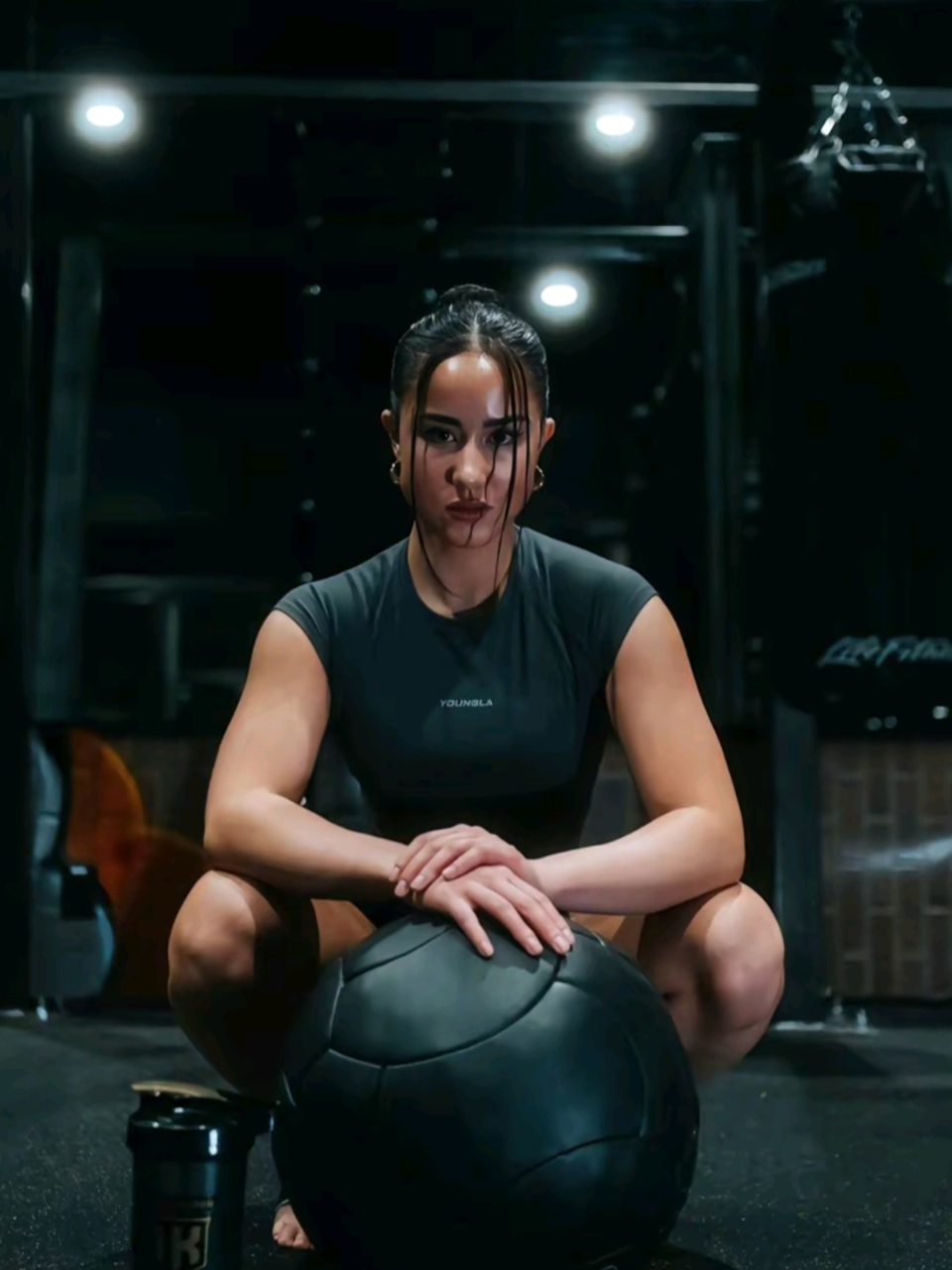 I like her in this version.🇨🇦🇵🇭❤️🏆🥊#Saarruhhhh#sarah.shephard #Boxing #muaythai #MMA #UFC #ONE #onechampionship #มวย #มวยไทย #มวยไทย7สี #มวยไทยไม่แพ้ชาติใดในโลก #วันแชมเปียนชิพ #วันลุมพินี #สาวนักมวย #มวยไทย7สีฉีกทุกความมันส์ #one #มวยมันส์ #ufcrussia #มวย 