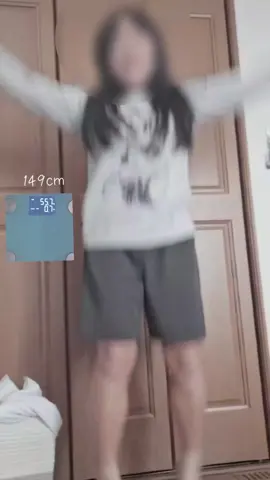 今日の体重👀  ｿｳｲｴﾊﾞ好きな人の為に頑張ってマス。✋   ・ #2日目 #ダイエット日記 #骨格ストレート 