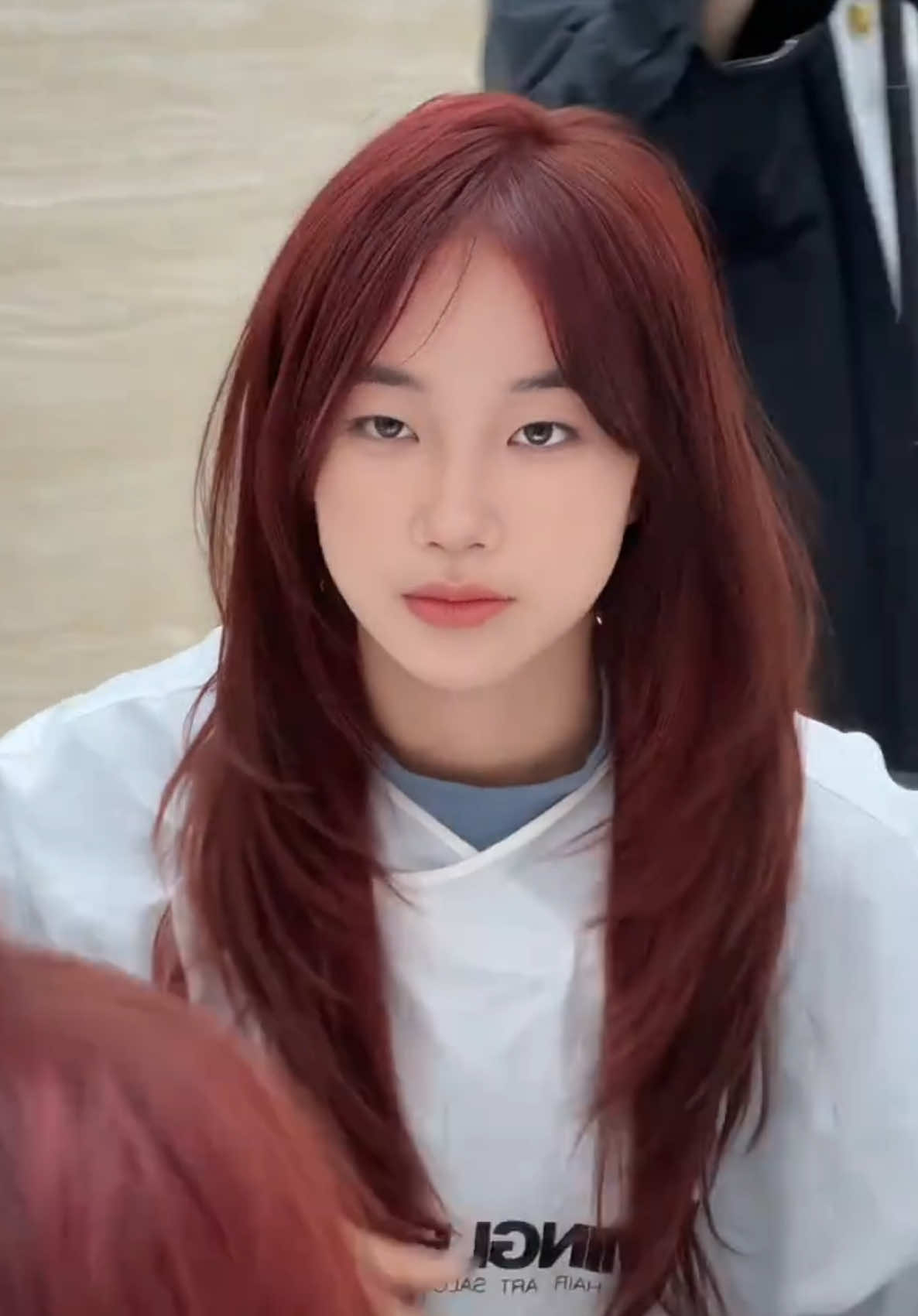 Màu nhuộm đỏ cherry siêu trắng da đón Tết #minhrhairquan7 #xuhuong #đỏcherry #nhuộmđỏcherry #màuđỏ #màunhuộmđẹp #salonquan7 #salontocquan7 #thịnhhành #fyp 
