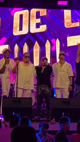 En la noche la sueño... 🎶🍷🥀🎧 #partidoendos #barriofino #orquestabarriofino #enlanochelasueño #salsaromantica #salsasensual #salsa #conciertosperu #limaperu #lacasadelasalsa #salsita #salsaparadedicar #salsaparaestados #salsaperucha #videolyrics #letrasdecanciones #rolitasparadedicar #paradedicar #lyricsvideo #letras #foryou #fyp #parati #tiktok 