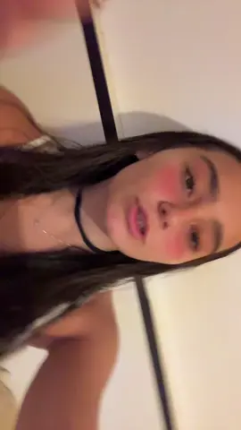 contando y contando los tragos preguntándome dónde tú estabaaasss 