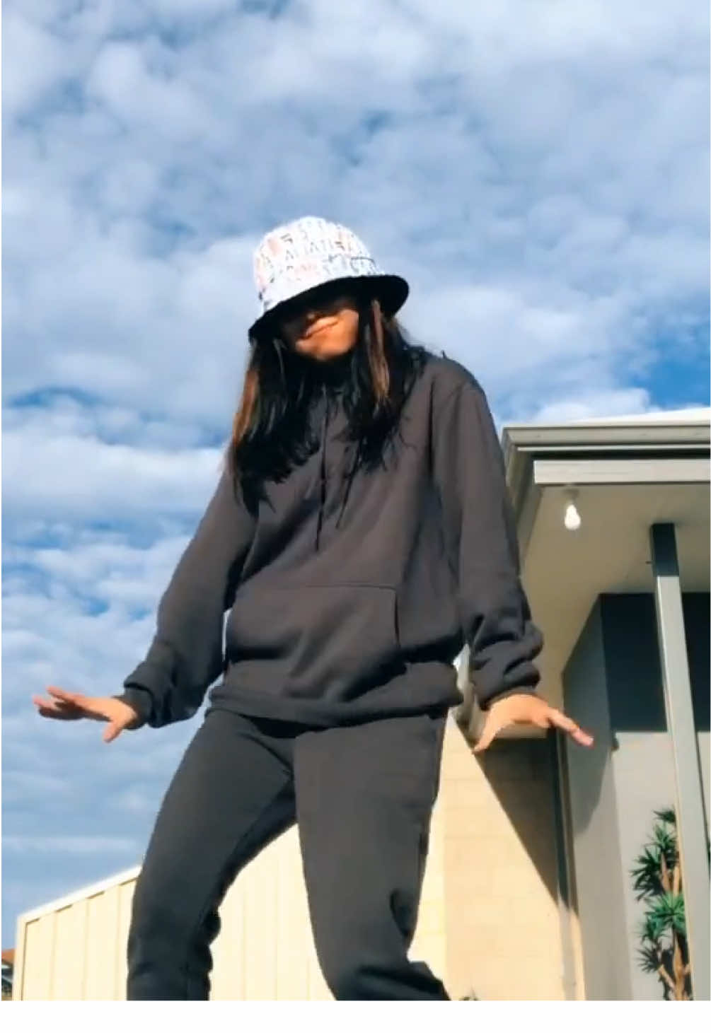 reposting… thank you for doing my dance Americans :( will miss y’all 