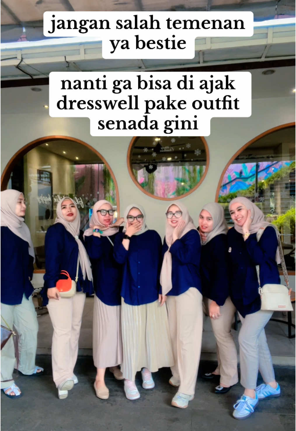 #videobarengbestie #tiktokbarengbestie #barengbestie #serunyabareng #outfitbarengbestie 