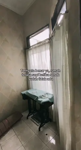 Akan selalu merindukan suasana rumah nenek 🥹  #CapCut #rumahnenek #fyppppppppppppppppppppppp 