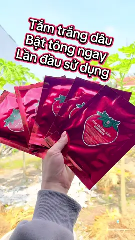 Tắm trắng dâu chiết xuất từ quả 🍓tươi,tắm là bật tông ngay#tamtrangdau #tắmtrắng #tắmtrắngtạinhà #dâu #thơm #xuhuong 