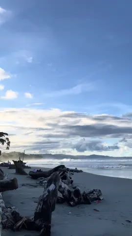 #laut #pantai #pantaivibes #langitaesthetic #manokwari #manokwari_papuabarat #manokwari_papuabarat💓😇🥀hitz😇💙 #nature #alam #fyp #fypシ #fypdongggggggg #CapCut 