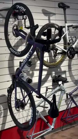 ... #cycling #roadbike #fyp #sworks #sram #shimano 