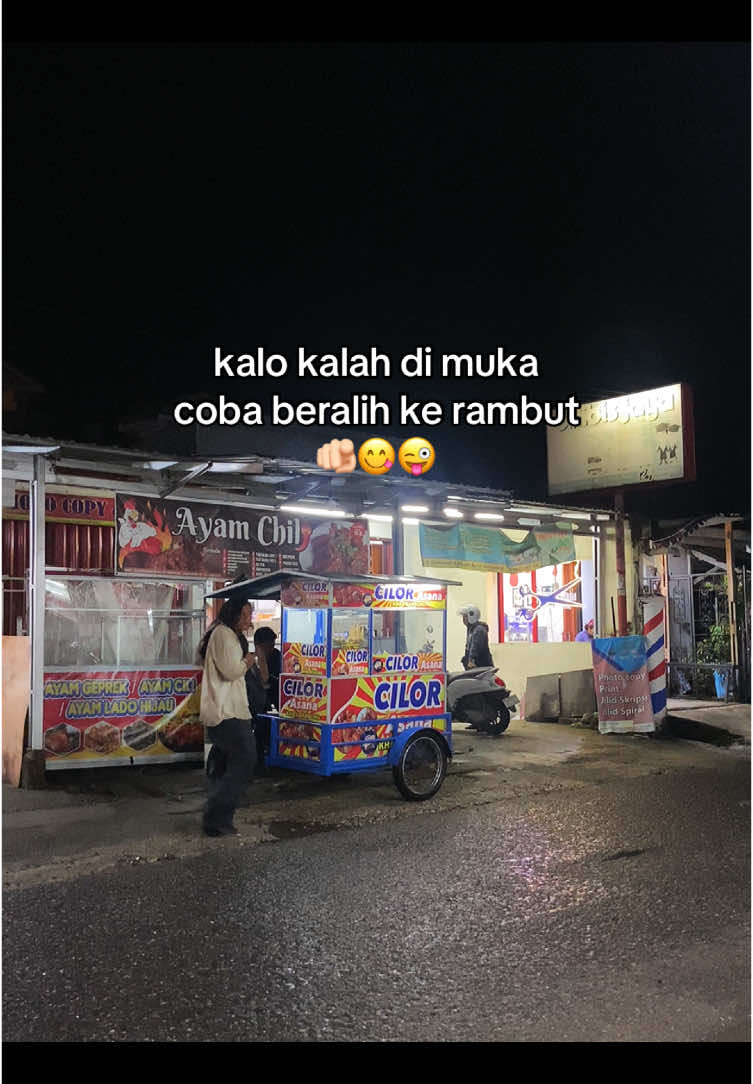 Kalah di muka tapi kao rambut boleh di aduu🫵🏻☝️😋🤪 #pikarukeratinantifrizz #pikarutreatment #pikarukeratin #pelurusrambut #ngestore✨ 