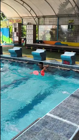 🙁 #foryoupage #swimming #casistnipolri #xyzbca 