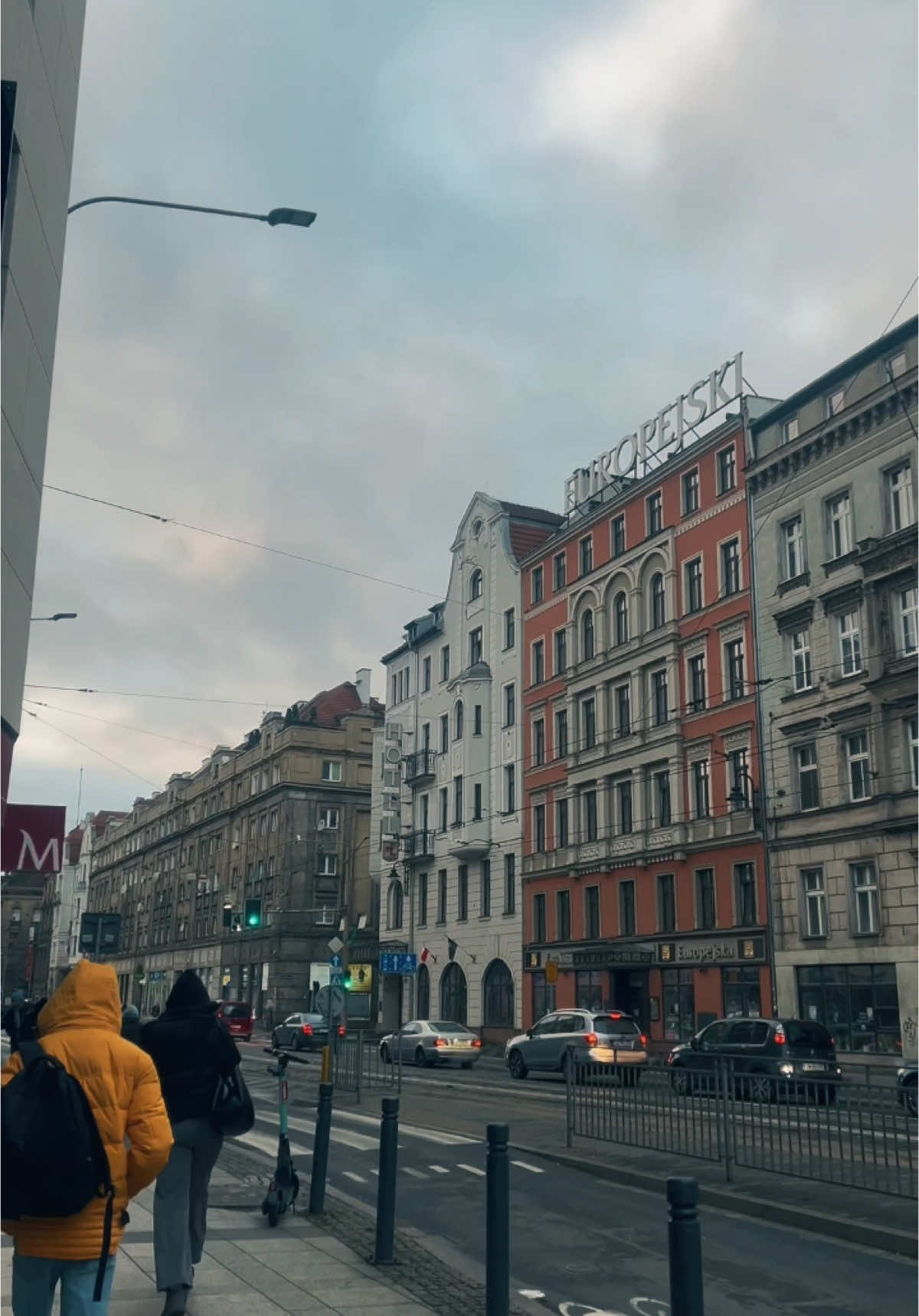 POV: vibes nyore di poland.🌇 #fyp #capcut #xybca #lewatberanda  #tkipolandia🇮🇩🇵🇱 