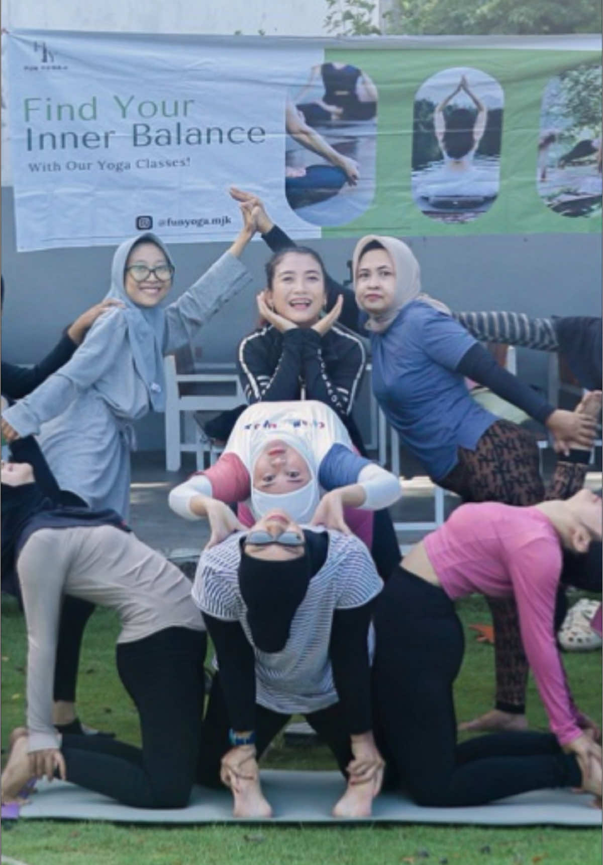 #yogamojokerto #yogaday #yogapose #olahraga #fypp 