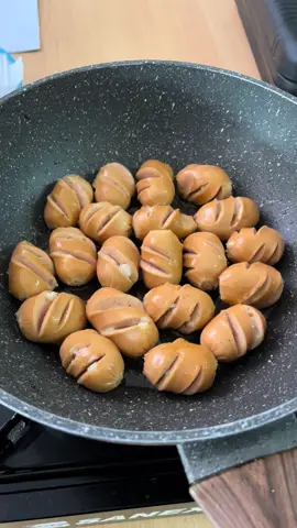 sosis mungil gemesinn 🤤 #sosis #sosiskeju #sosisviral #sosislumer #fyp 