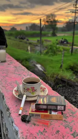 pokok di imbangi karo ngopi #jowobaper #katakatajowo #jowostory #jowopride #jowoambyar 