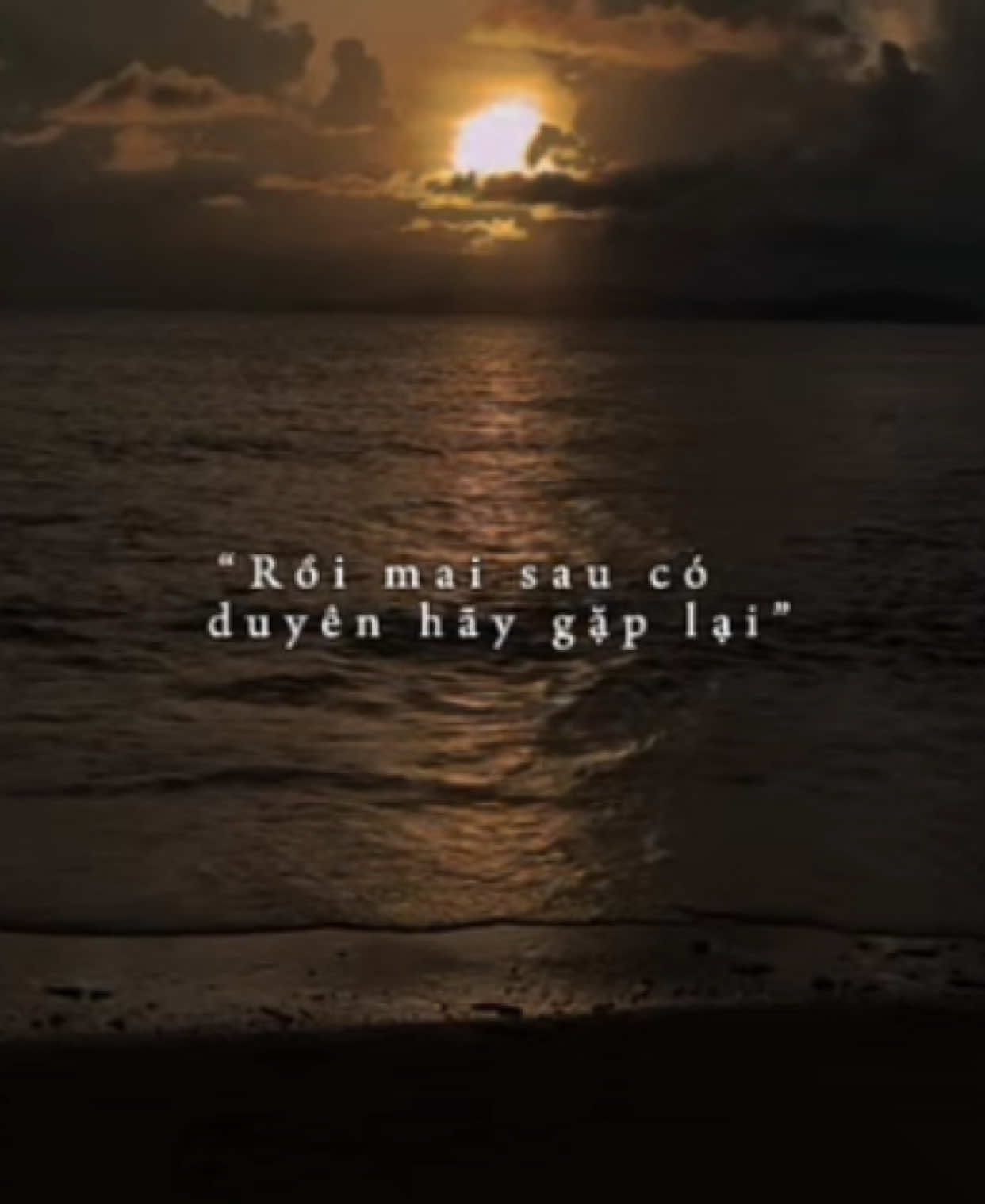 Liệu giữa chúng ta có còn cơ hội nào không..?#khoi_31_8 #lyrics #nhachaymoingay #xh #gaplainamta60 