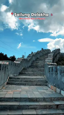 Sailung dolakha #sailung #dolakhanepal #nepal #landscape #sailungdolakha #beautyofdolakha #fypage #viralvideo #viral #tranding #tiktoknepal #fyp #nature #greatwall #minigreatwall #sailunghills 