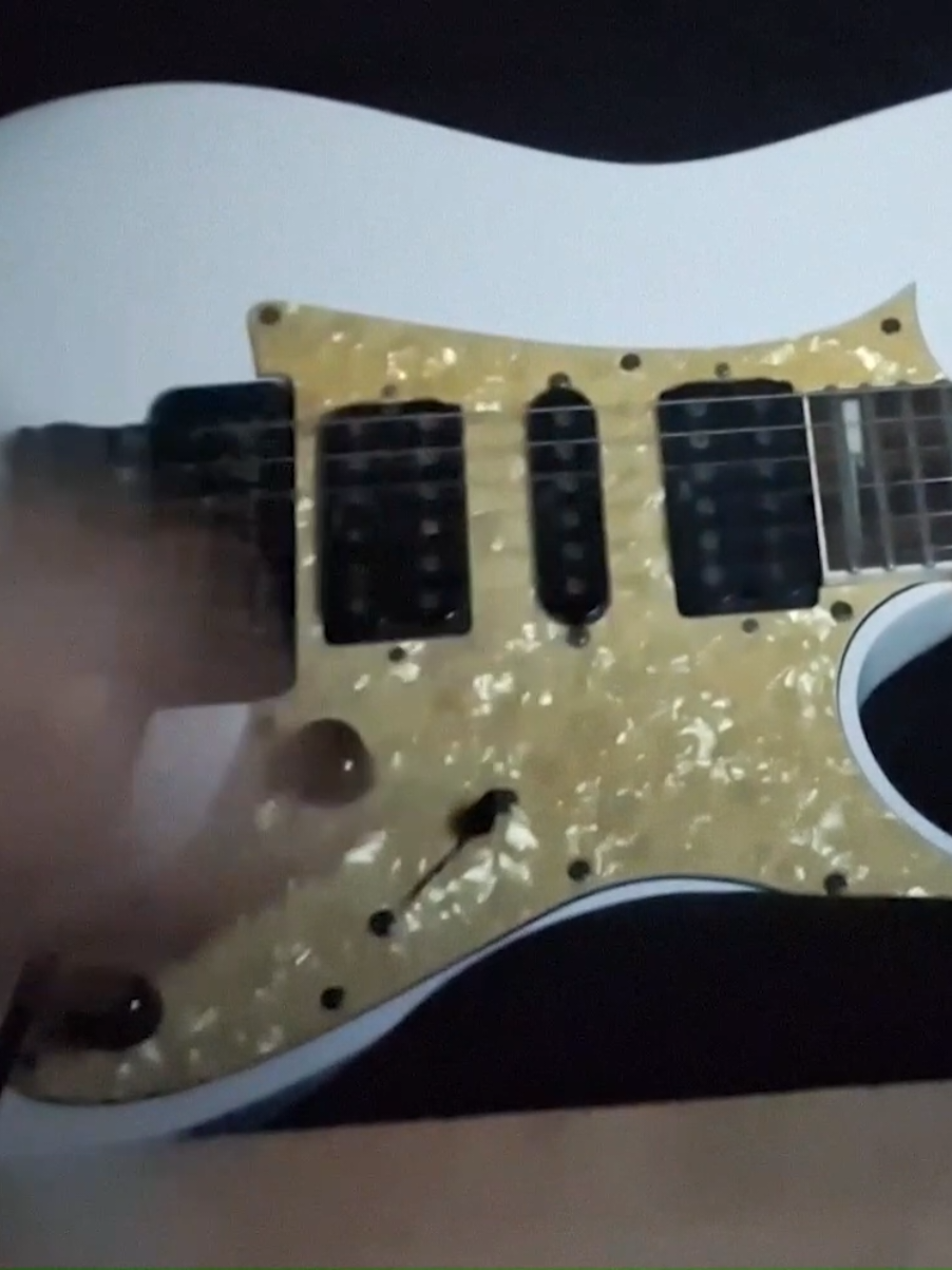 Thanks to @Fady® for letting me know about this song this soundtrack hits so different 😭 #ultrakill #ultrakillgame #guitarcover #cover #music #fyp #fypシ゚viral #foryoupage #theworldlooksred 