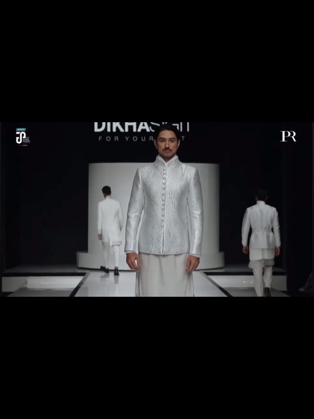 menyala babang Salomo ✨ pov : bayangin babangnya ikutan Male PAGEANT 🕺 #delsalomo #alpicaul #model #handsome #sixpack #nice #Runway #delsalomosixpack #indonesianidol #idol #indonesianidol2025 #fyp #fypage #foryoupage  #fyppppppppppppppppppppppp #fypp #viral #viralvideo #trending #trendingvideo 