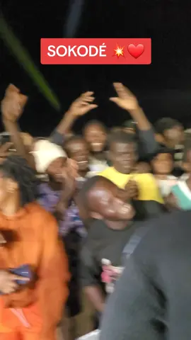 Merci beaucoup à cette magnifique population de Sokodé qui sait mettre de l'ambiance 💥👌 Vous êtes géniales 🙏❤️ 𝙋𝙊𝙕𝙄  𝙀𝙎𝙎𝙊 ( 𝘿𝙚𝙢𝙖𝙣𝙙𝙚 𝙖̀ 𝘿𝙞𝙚𝙪)👇 https://youtu.be/qQiT2v89iJA?si=LHobywgVGt_VQM6X #kabibôh #KingMaz #poziesso #togolais228 #newmusicalert 