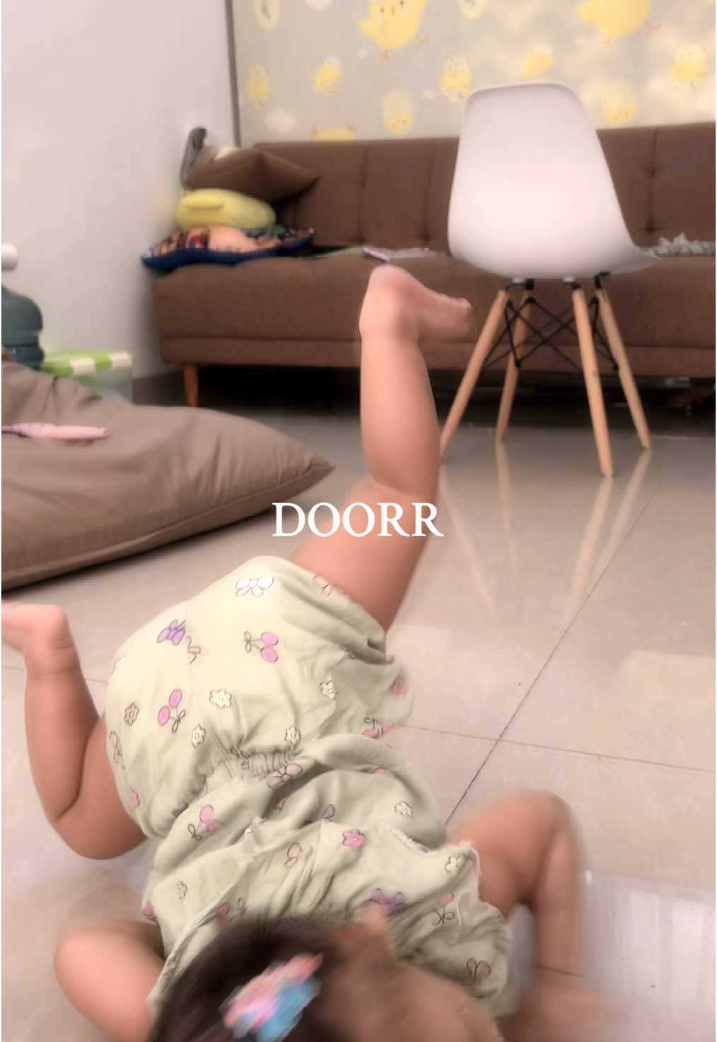 Sound yang dipenuhi bayi jatoh😫😂 Ada aja gebrakannya bayi 11bulan 😭😆 #bayi11bulan #meletusbalonhijau #meletusbalonhijaudor #meletusbalonhijaudorr😭🤣🤣 #bayilucu #bayijatoh #bayiterjungkal  #fyp #videolucu #tiktokviral 