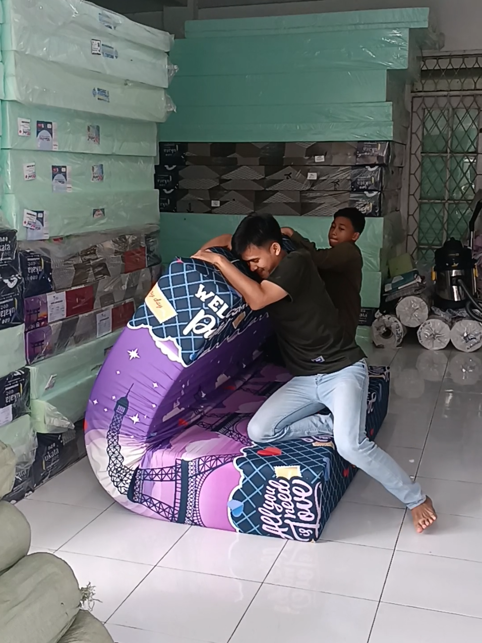 kasur busa inoac ukuran 200x180x30 #inoaceond23 #kasurinoac #inoactebal30cm #inoacoriginal #busainoac #kasurbusainoac 