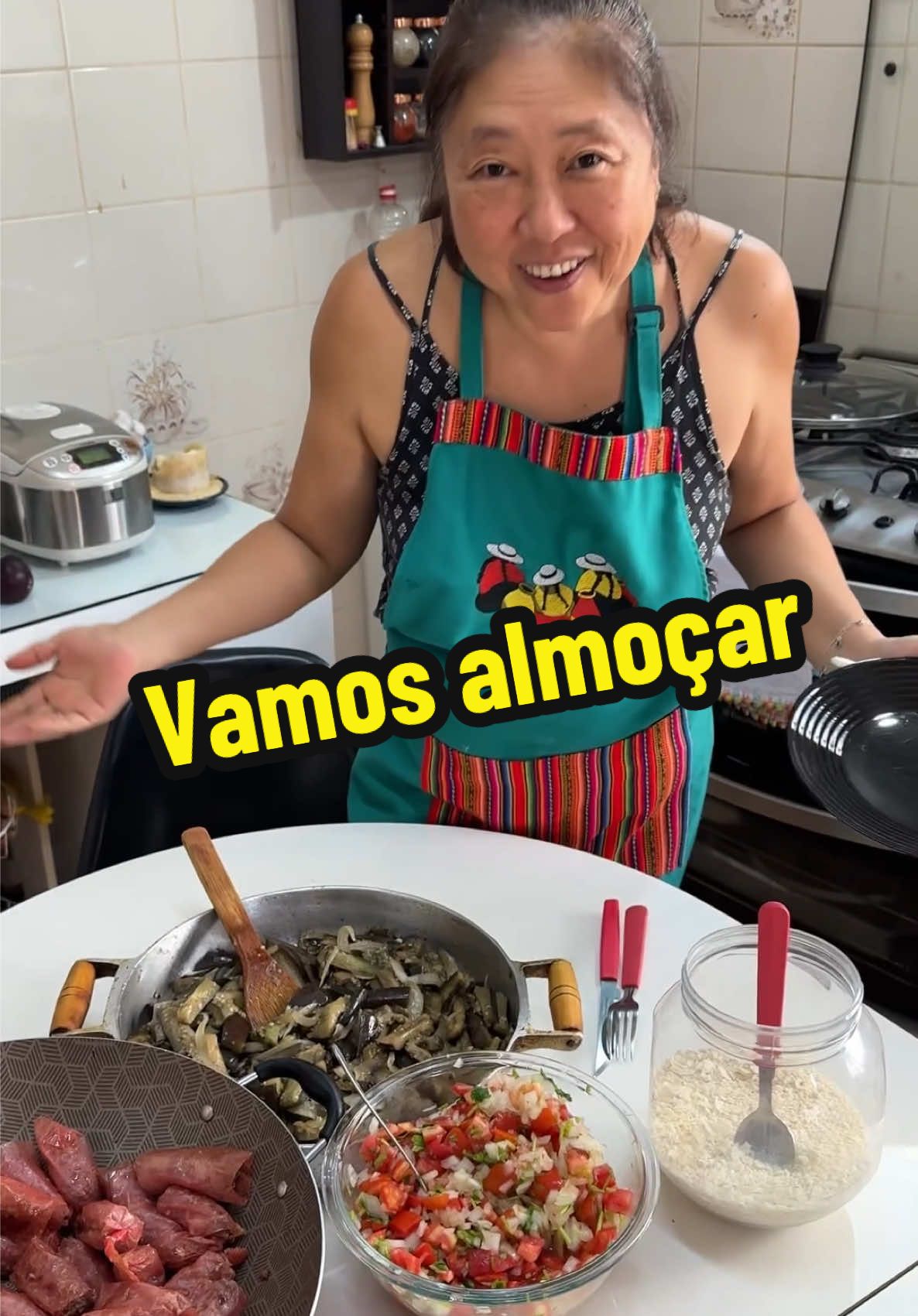 Vamos almoçar comigo? 😋🤤 #almoço #comidacaseira #cabodereio 