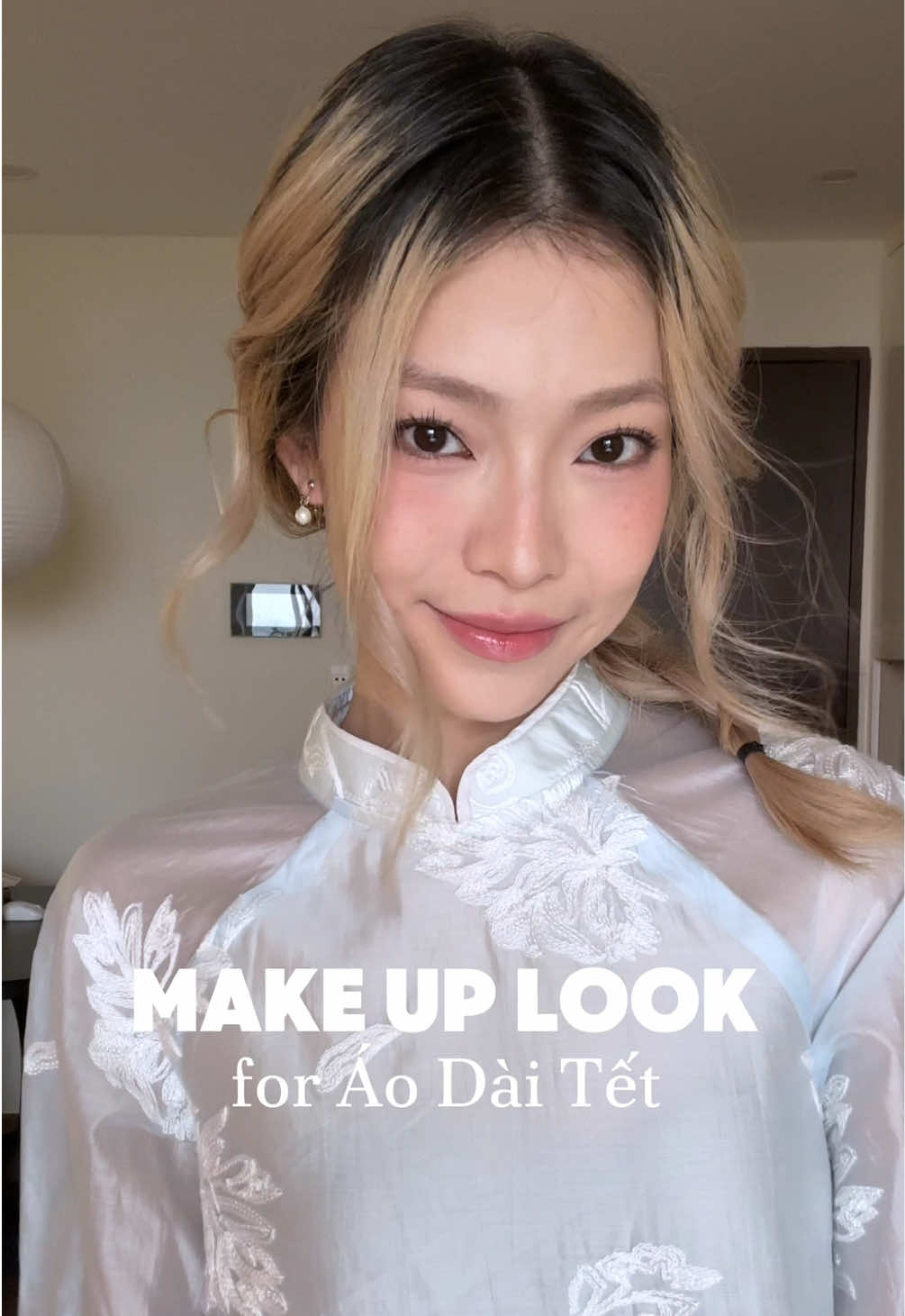 Biết là cũng hơi trễ nhưng mà bây giờ tui mới có áo dài để quay 🥹🥹🥹 #miahnguyen #makeup  #makeuplook 