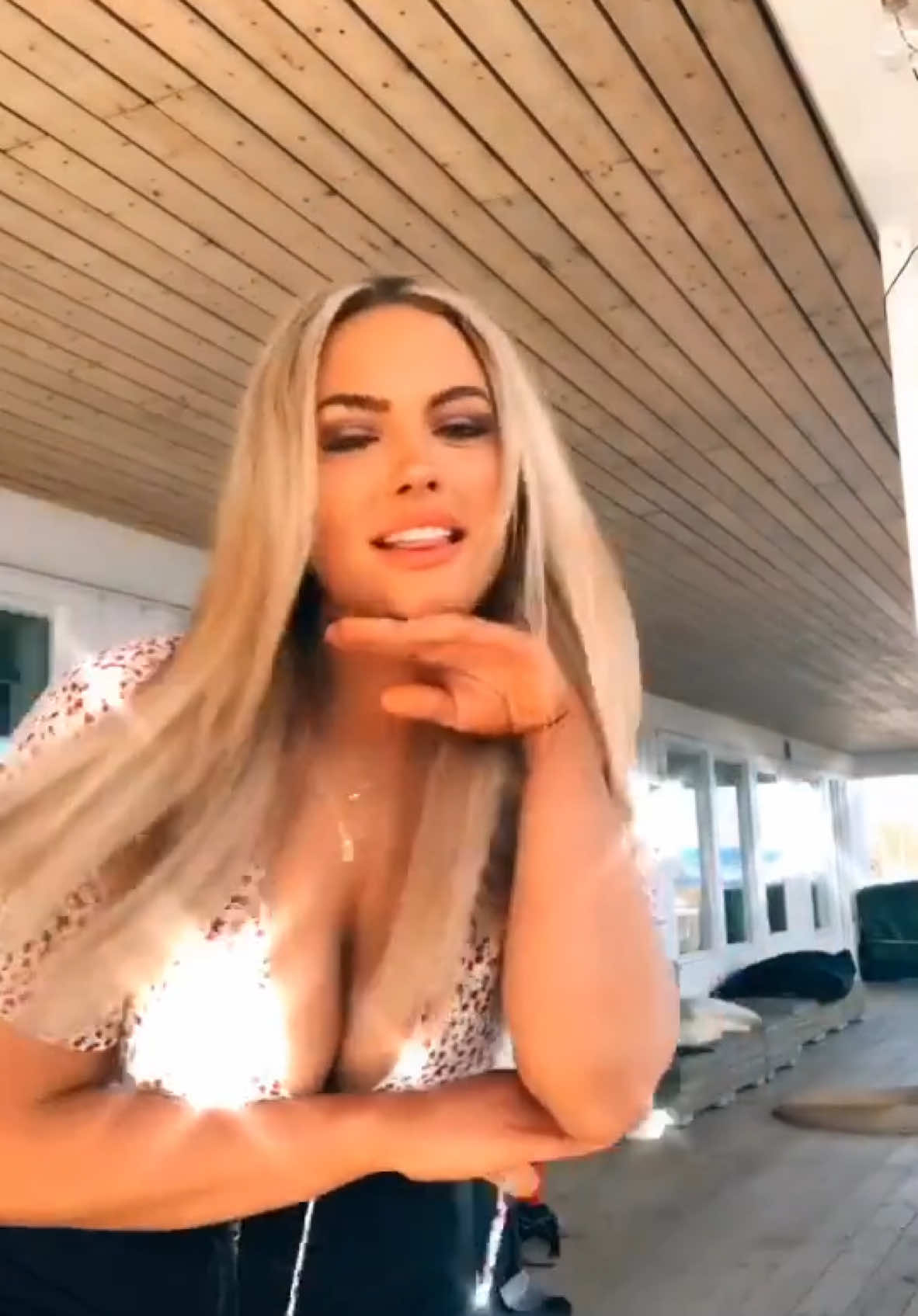 Posting old draft, When I thought I was a part of @The Hype House 😂😭 even tho my TikTok is not going anywhere! Just for fun #2020 #gg #drafts #addisonrae #GamerGirl #malini9 #leagueoflegends 