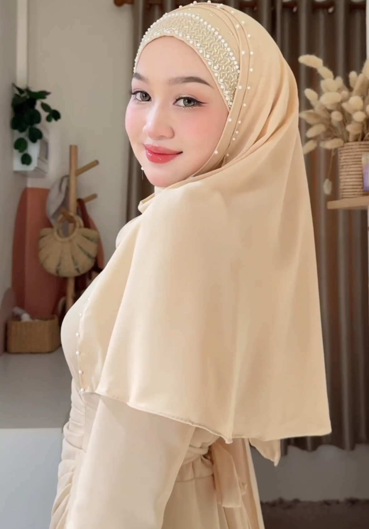 แป้งฝุ่นเขาเริศจริง คุมมันแถมช่วยเซ็ทแมคอัพให้ติดทนอีกด้วย #เทรนด์วันนี้ #แป้งฝุ่น #คุมมัน 