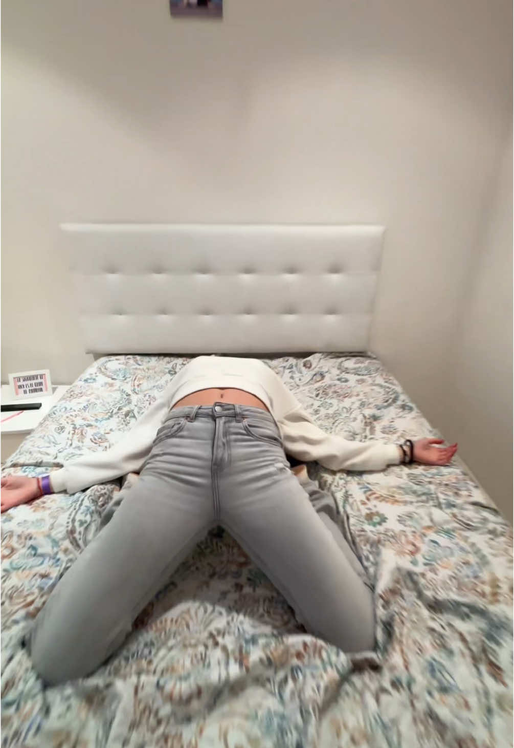 #montoyavadondebrilla #sandralamejor #isladelastentaciones #montoya #amigas #SantJordi2024 #idlt🍎🐍 @Sandra Barneda @Montoya 