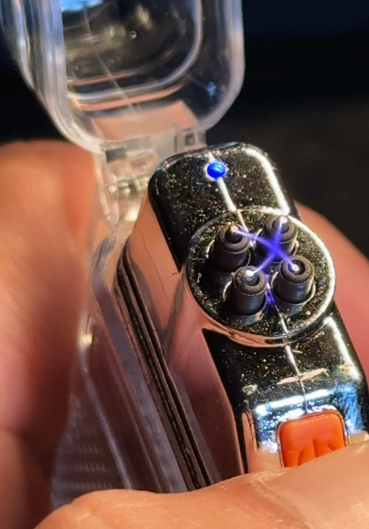 Sobrang perfect nitong keychain nato! Flashlight with lighter #flashlightlighter #emergency #emergencylight #lighter #survivaltools #multifunctional 