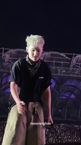 Seneng banget dia dapet tamtam outfit 😭 (CR: watermark in video) #hoshi #seventeen #fyp #foryou 