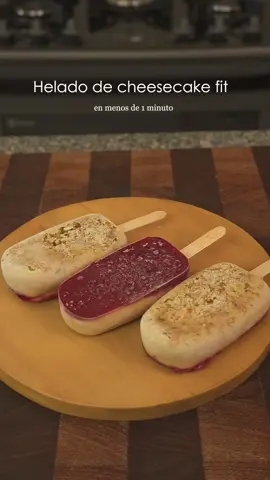 Helado de cheesecake fit en menos de 1 minuto!  Esta receta llegó gracias a electrolux #helados #helado #heladocasero #heladofit 