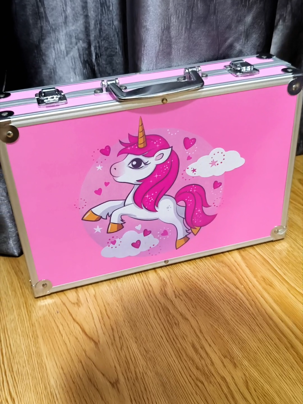 145PCS ART PAINTING SET UNICORN  STATIONERY ALUMINUM CASE PENCIL PEN MARKER SET MEWARNA BUDAK READY STOCK #artpainting #artpaintingset #artpaintingdrawing #unicornartset 