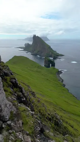 #drangarnir #mountain #cliff #naturelover #nature #ocean #faroeislands  @Iceland_Adventure  @Iceland_Adventure 