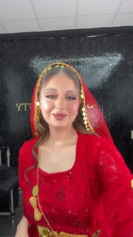 Dress by @Dᴊᴀᴍɪʟᴀ_Dʀᴇss kontanktlinsen by @Pellabeauty.center makeup and hair by @Sliva_beauty #deutschland🇩🇪 #makeup #kurdischdress #kintaktlinsen #beauty #hannover #Love #kosmetik 