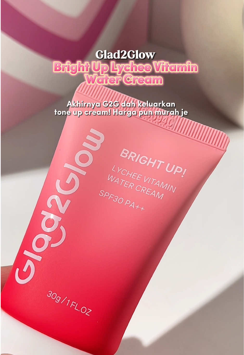 OMG G2G! 🥵 Tone up cream?!!! YES YES YES!!!  ✅ Tak melekit ✅ Tak rasa berat lepas pakai ✅ Tak berminyak & ringan sgt ✅ My skin nampak healthy bila pakai tone up cream ni‼️ which is i veryyyy like! 😍😭  RM22 je beb‼️ kau takyah pikir lama2 checkout je terus  @Glad2Glow.my  #g2gbrightupcream #brightupwatercream #lycheewatercream 